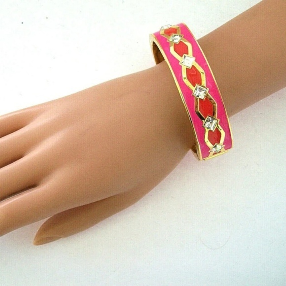 ANNE KLEIN PINK CORAL ENAMEL GOLDTONE BLINGE HINGED CLAM CUFF BRACELET